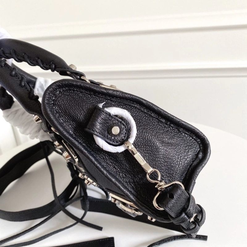 Bxlxnciaga Top Handle Bags Timeless 84172