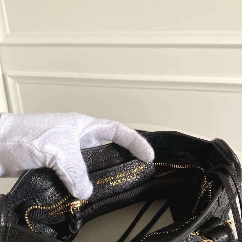GoodFit Bxlxnciaga Top Handle Bags 84178