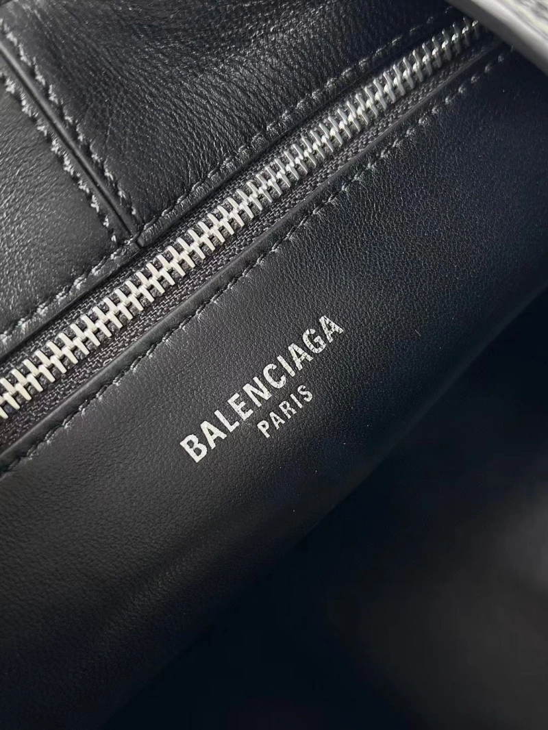 Compact Bxlxnciaga Top Handle Bags 84149