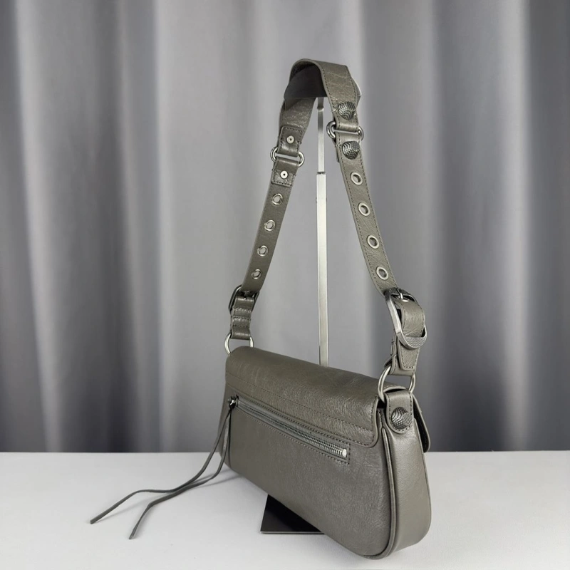 Versatile Bxlxnciaga Satchel Bags 84215