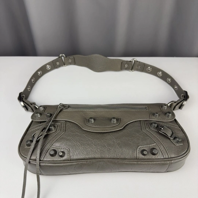 Versatile Bxlxnciaga Satchel Bags 84215