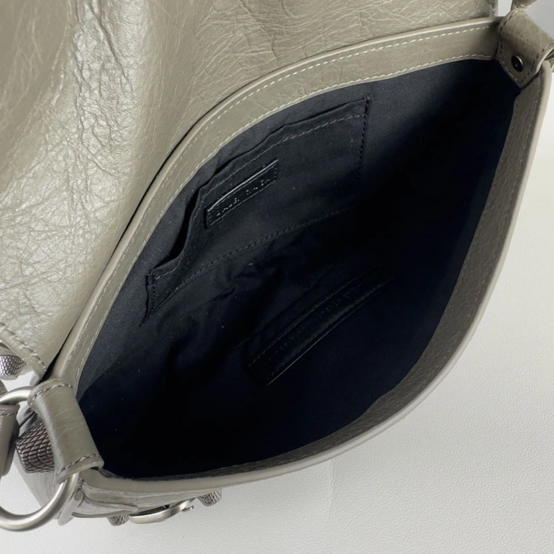 Versatile Bxlxnciaga Satchel Bags 84215