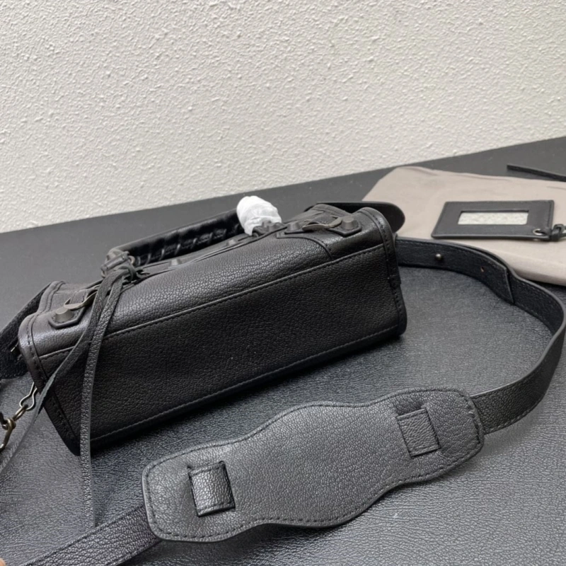 Compact Bxlxnciaga Top Handle Bags 84124