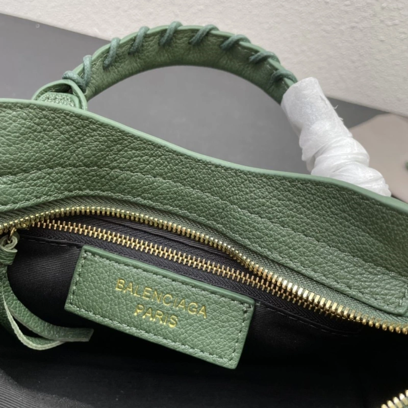 Refined Bxlxnciaga Top Handle Bags 84094