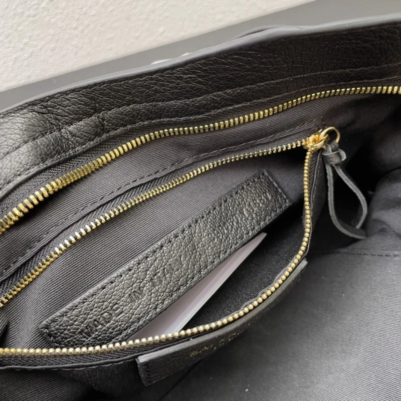 Breathable Bxlxnciaga Top Handle Bags 84133