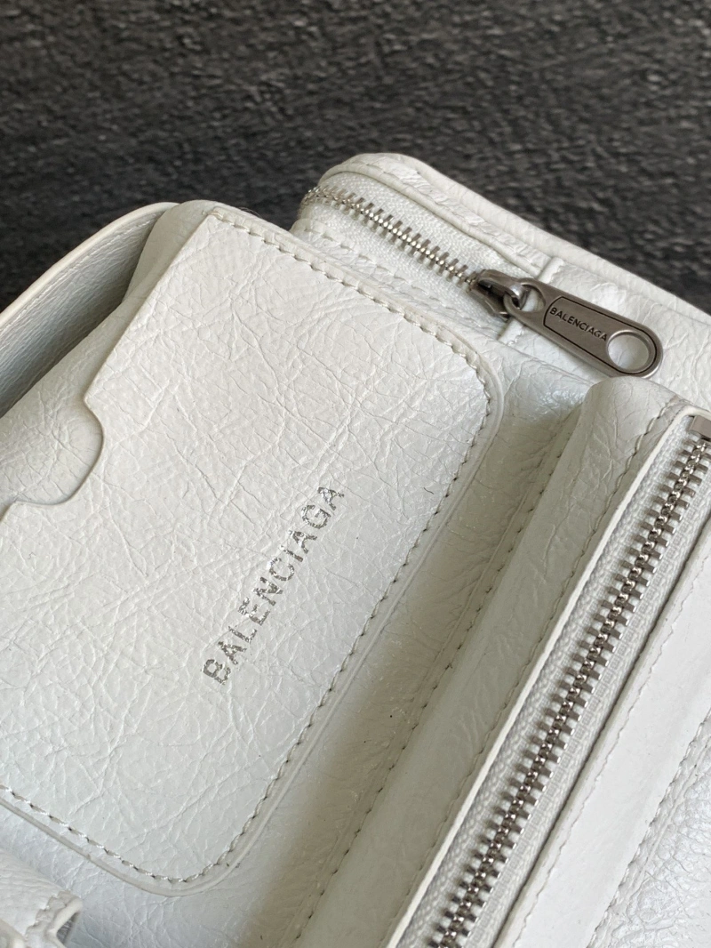 Bxlxnciaga Satchel Bags WellDesigned 84239