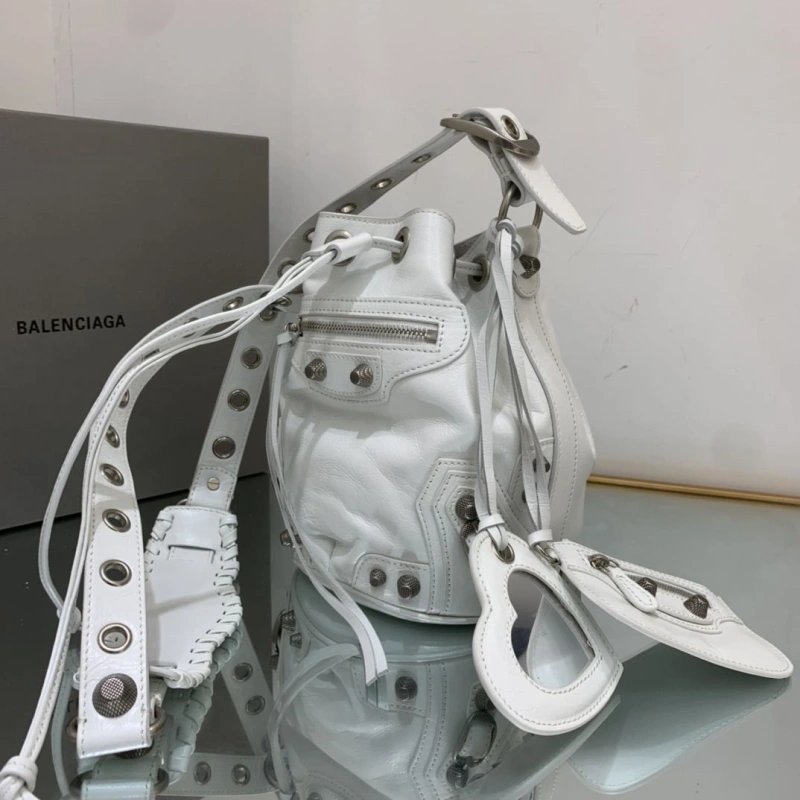 Bxlxnciaga Bucket Bags EasyMatch 84531