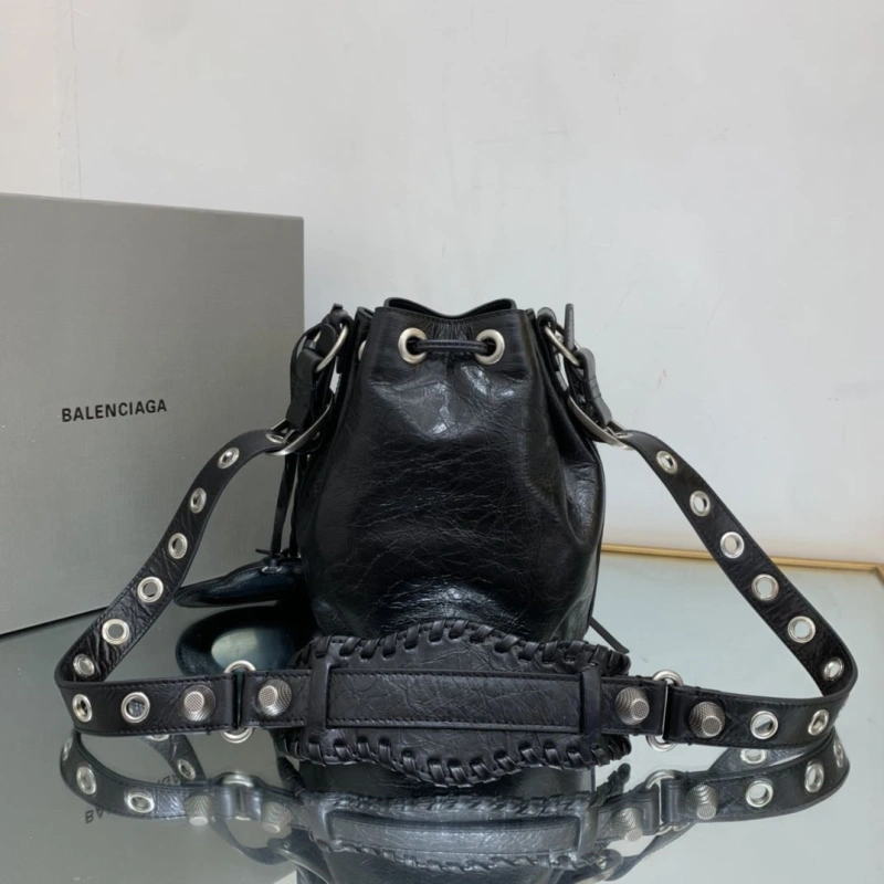 Bxlxnciaga Bucket Bags AllSeason 84545