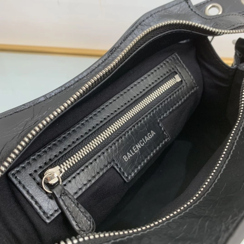 Refined Bxlxnciaga Top Handle Bags 84071