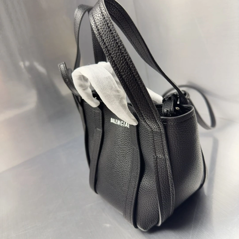 Bright Bxlxnciaga Shopping Bags 84195