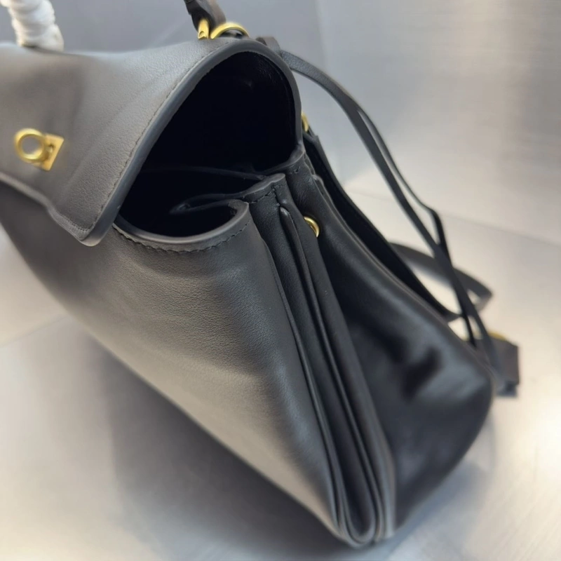 NewStyle Bxlxnciaga Top Handle Bags 84064