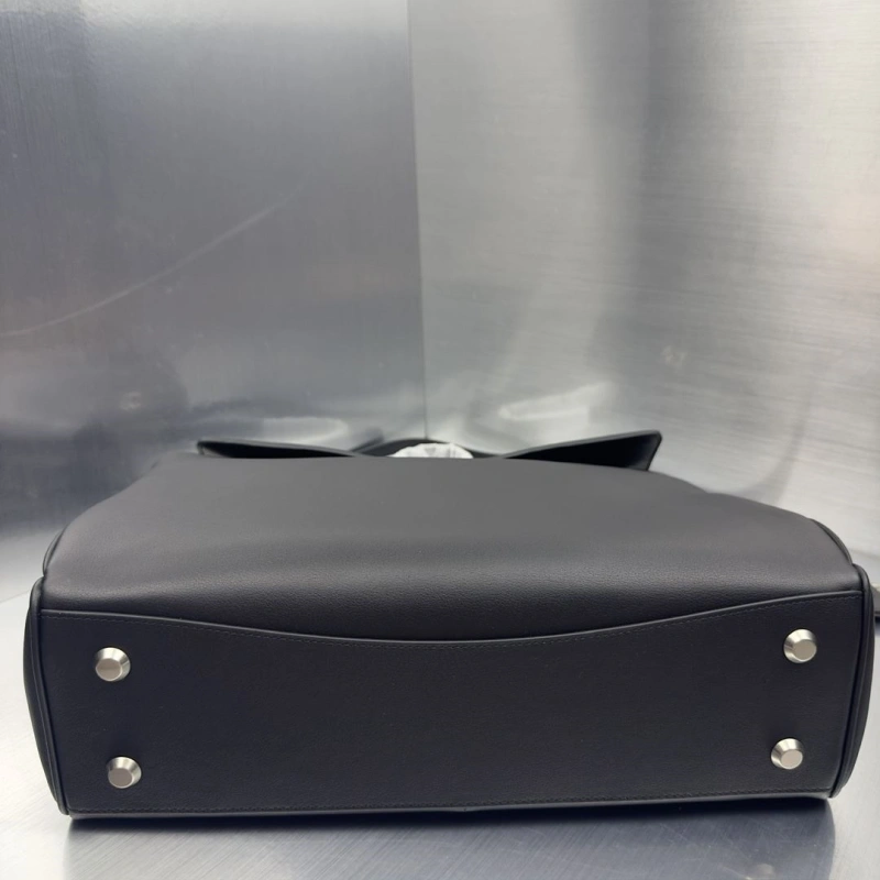 Efficient Bxlxnciaga Top Handle Bags 84058