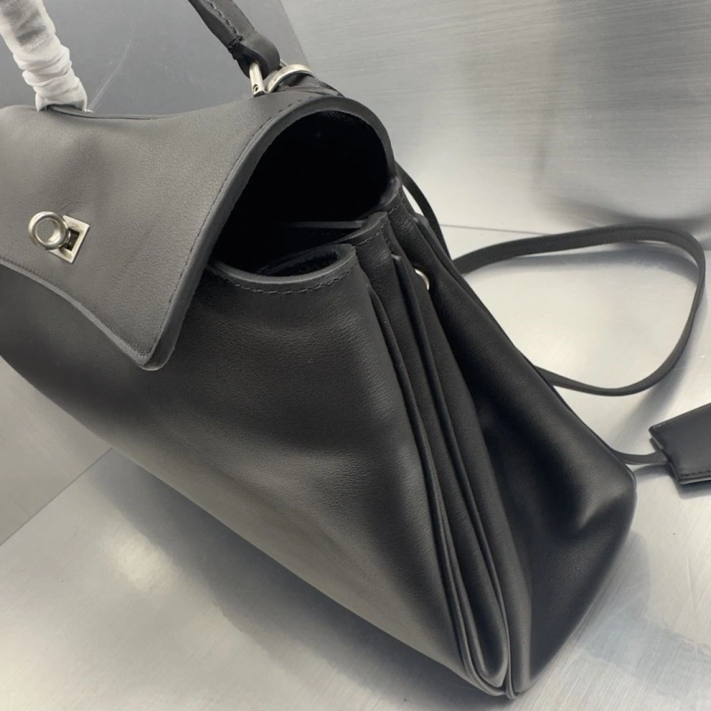 Efficient Bxlxnciaga Top Handle Bags 84058