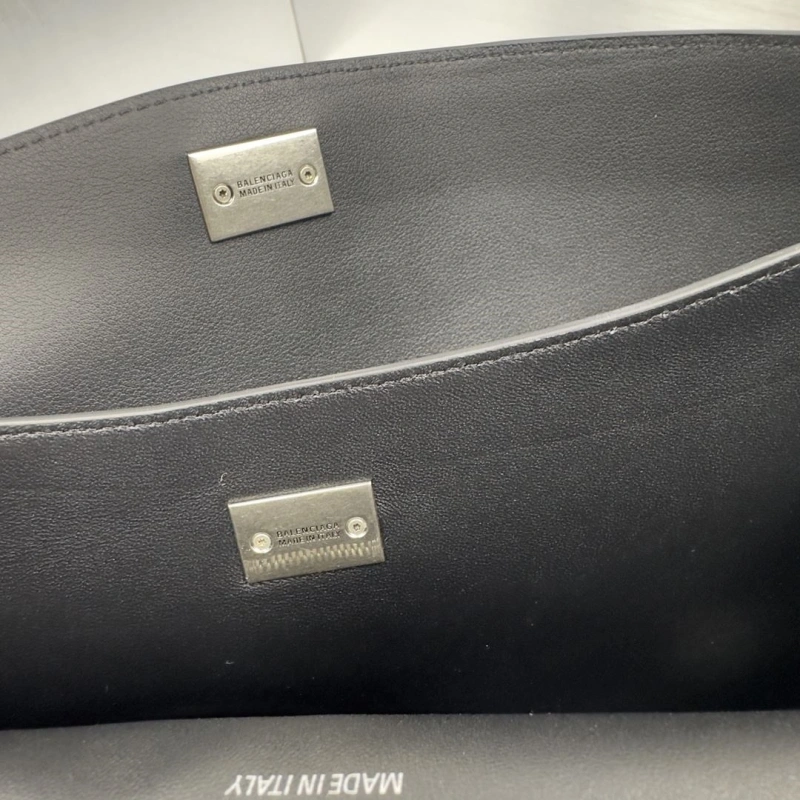 Efficient Bxlxnciaga Top Handle Bags 84058