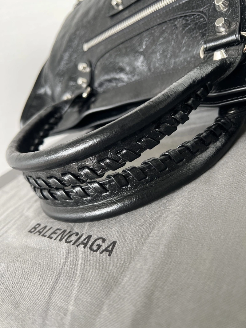 StreetReady Bxlxnciaga Top Handle Bags 84056