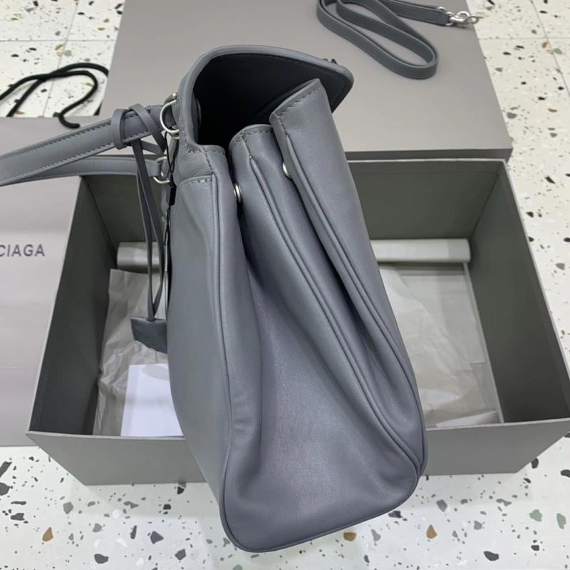 Bxlxnciaga Top Handle Bags Affordable 84046