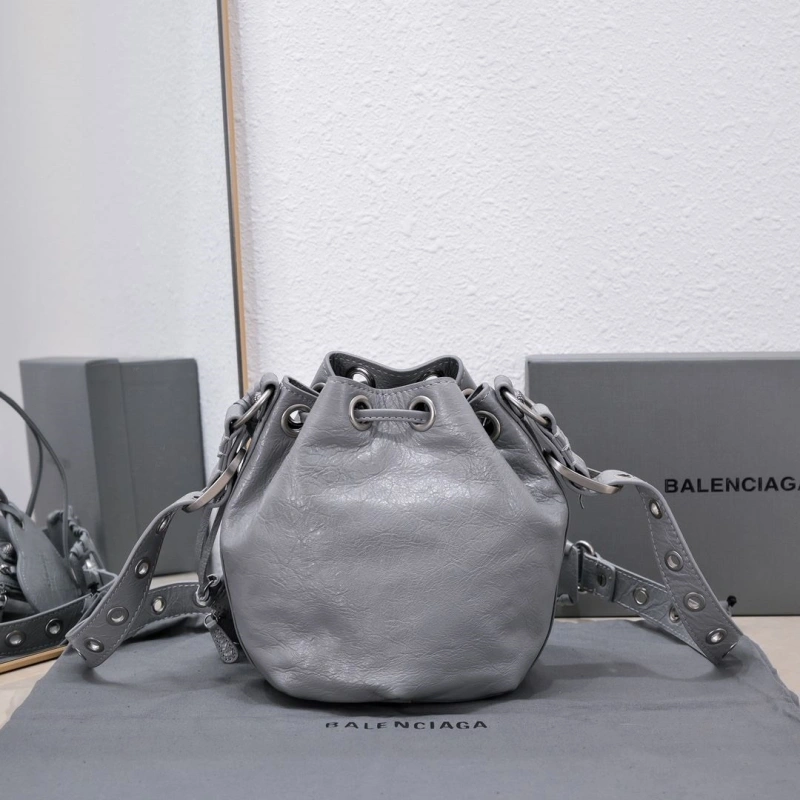 Bxlxnciaga Bucket Bags Stylish 84534