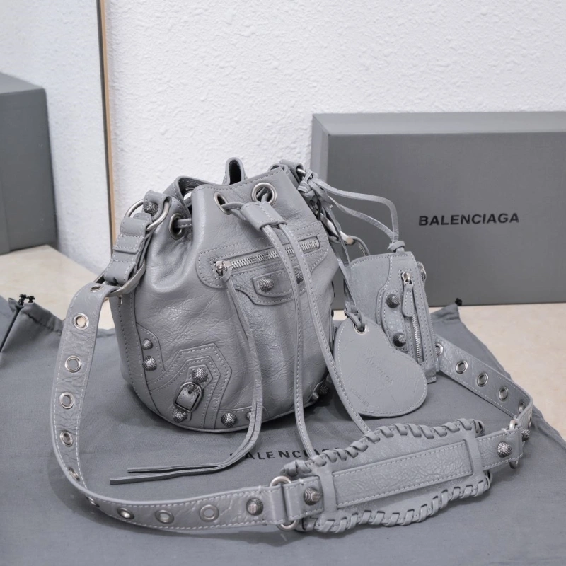 Bxlxnciaga Bucket Bags Stylish 84534
