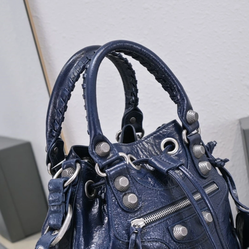 EasyMatch Bxlxnciaga Bucket Bags 84562