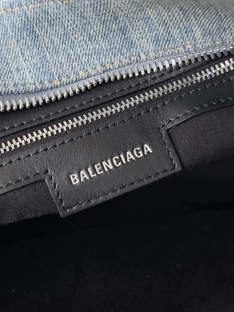 Bxlxnciaga  City Bags StreetReady 84533