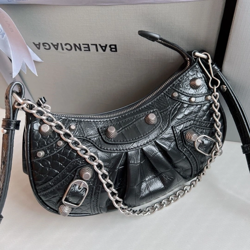 Bxlxnciaga  City Bags Bold 84515