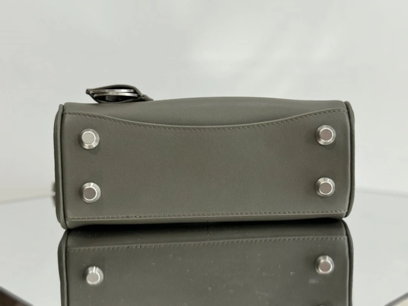 Bxlxnciaga Top Handle Bags Stylish 84040