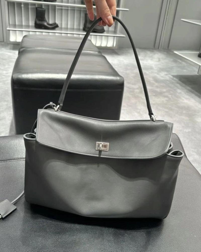 ModernLook Bxlxnciaga Top Handle Bags 84014