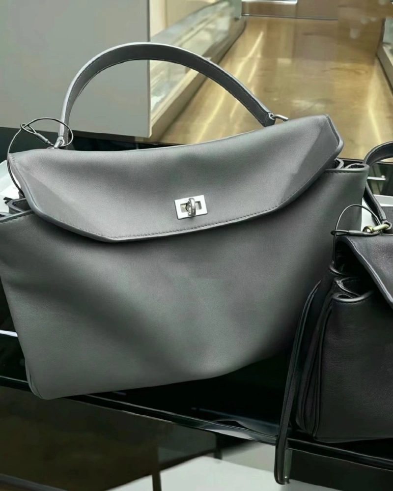 ModernLook Bxlxnciaga Top Handle Bags 84014