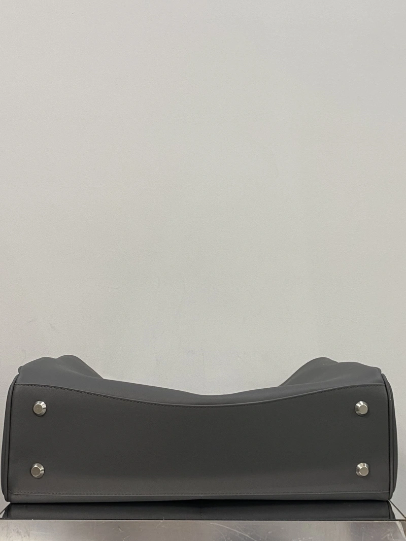 Bxlxnciaga Top Handle Bags Bold 84016