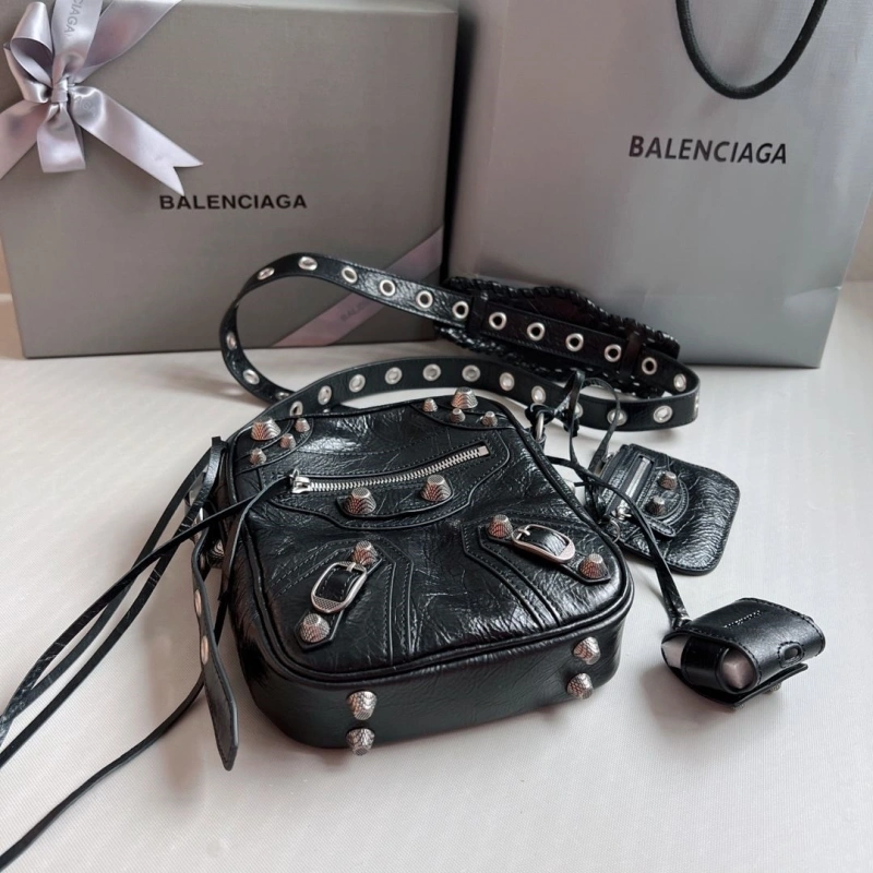 Bxlxnciaga Satchel Bags Fashionable 84205
