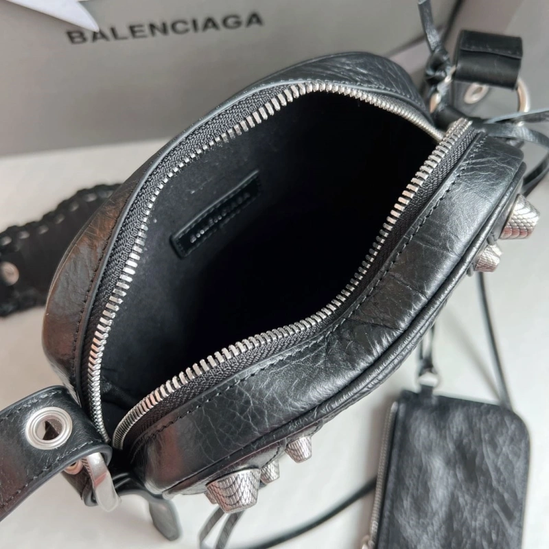Bxlxnciaga Satchel Bags Fashionable 84205