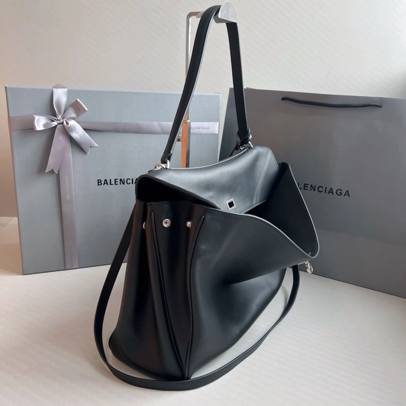 Bxlxnciaga Top Handle Bags Affordable 84033