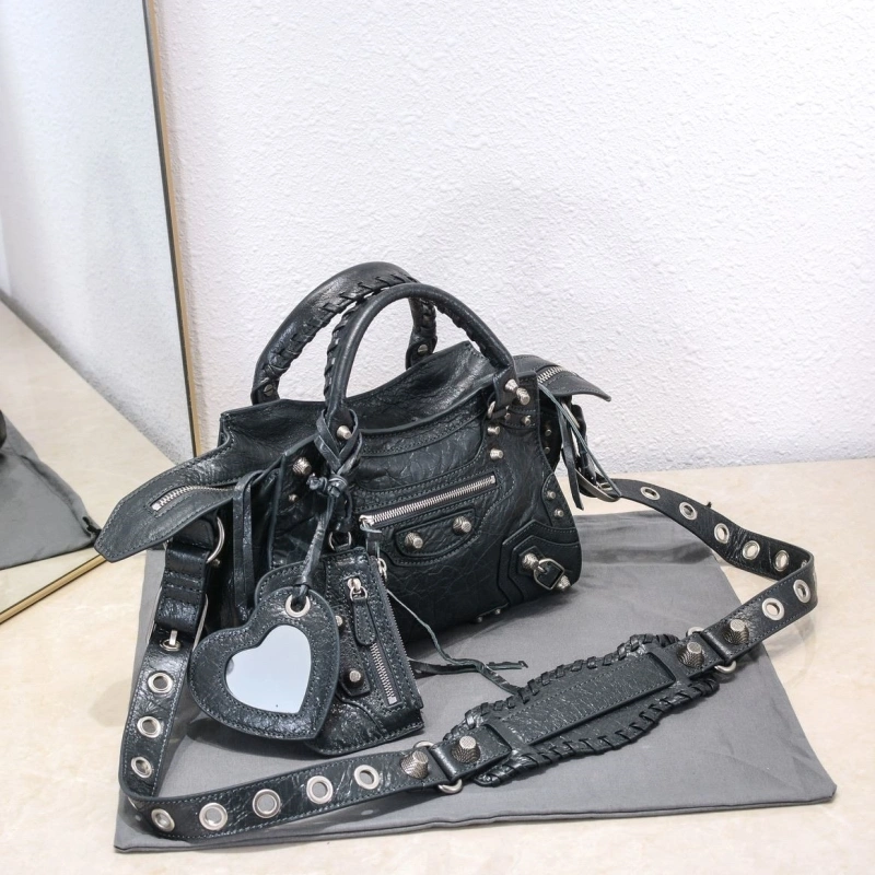Flexible Bxlxnciaga Top Handle Bags 83969