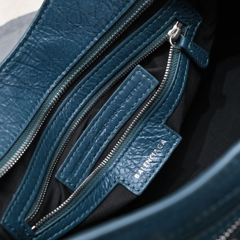Efficient Bxlxnciaga Top Handle Bags 83951