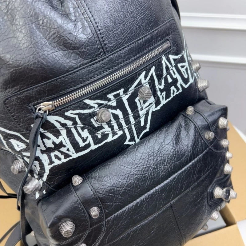 Resilient Bxlxnciaga Backpacks 84572
