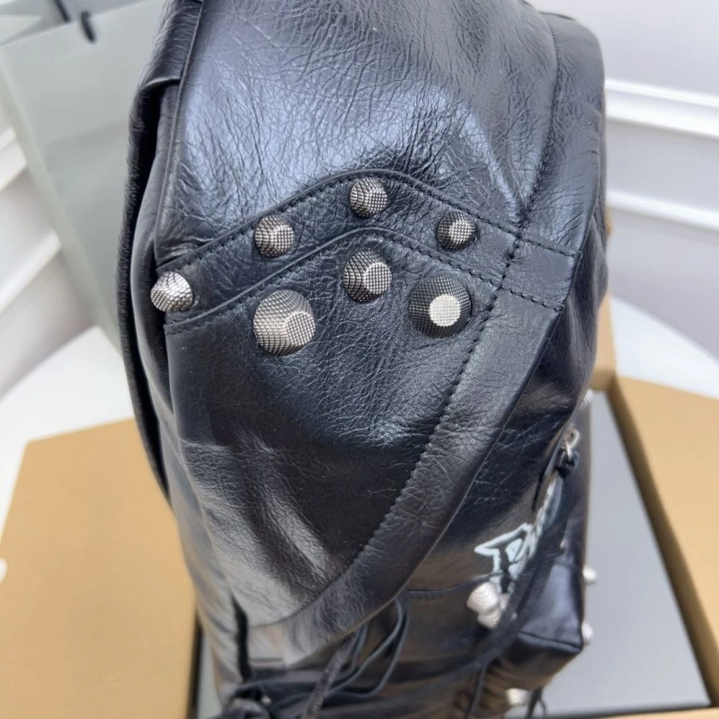 Resilient Bxlxnciaga Backpacks 84572