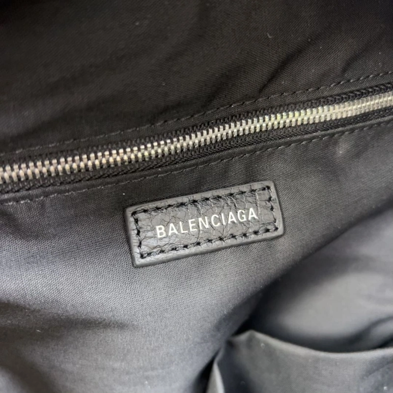 Resilient Bxlxnciaga Backpacks 84572