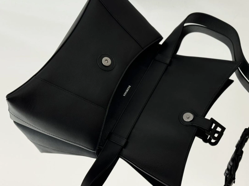 StreetReady Bxlxnciaga Hourglass Bags 84284