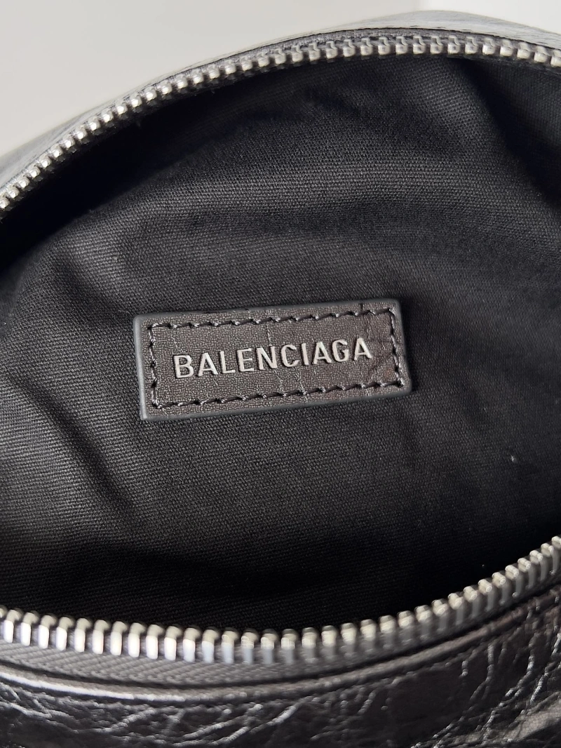 StreetReady Bxlxnciaga Top Handle Bags 83891
