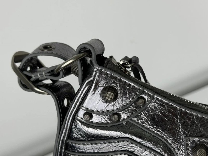 Bxlxnciaga  City Bags Bold 84522