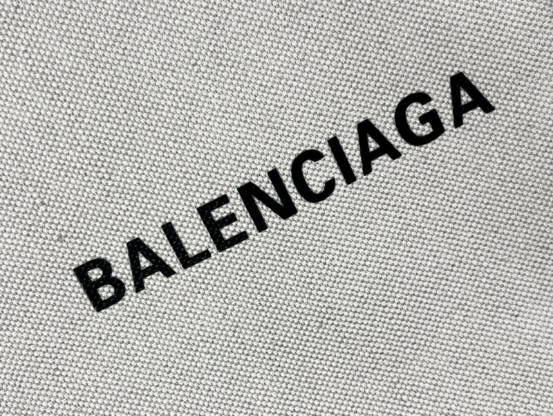 ModernLook Bxlxnciaga Shopping Bags 84160