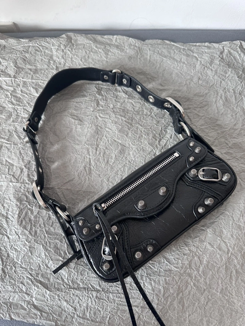 Refined Bxlxnciaga Top Handle Bags 83886