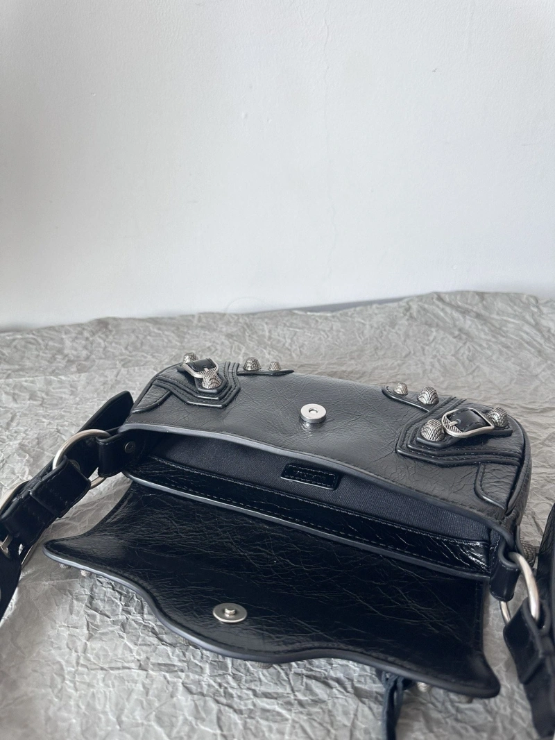 Refined Bxlxnciaga Top Handle Bags 83886