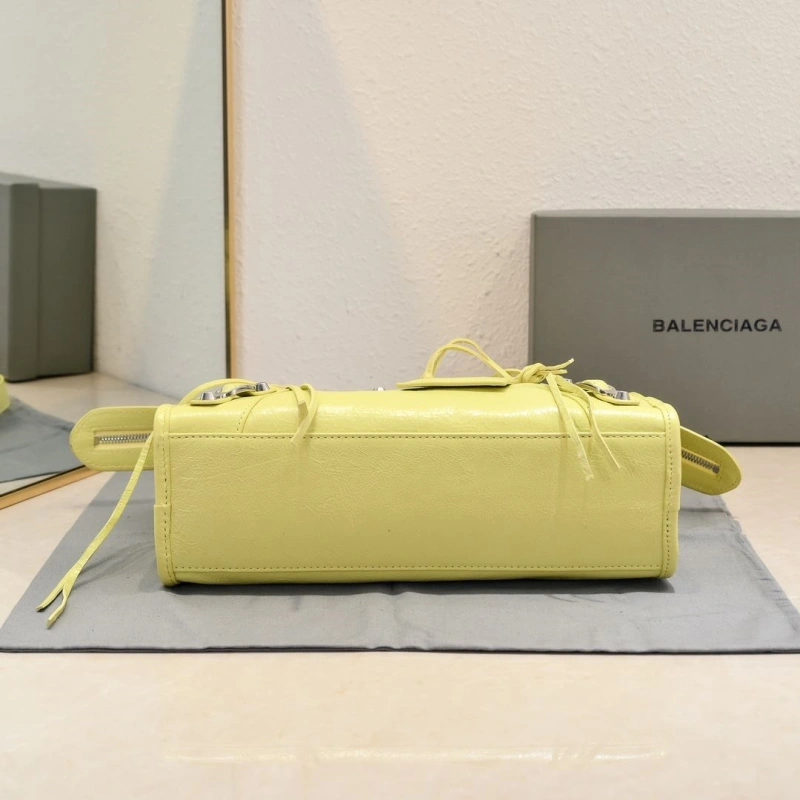 Bxlxnciaga Top Handle Bags Cozy 83844