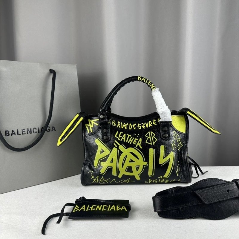 Resilient Bxlxnciaga Top Handle Bags 83840