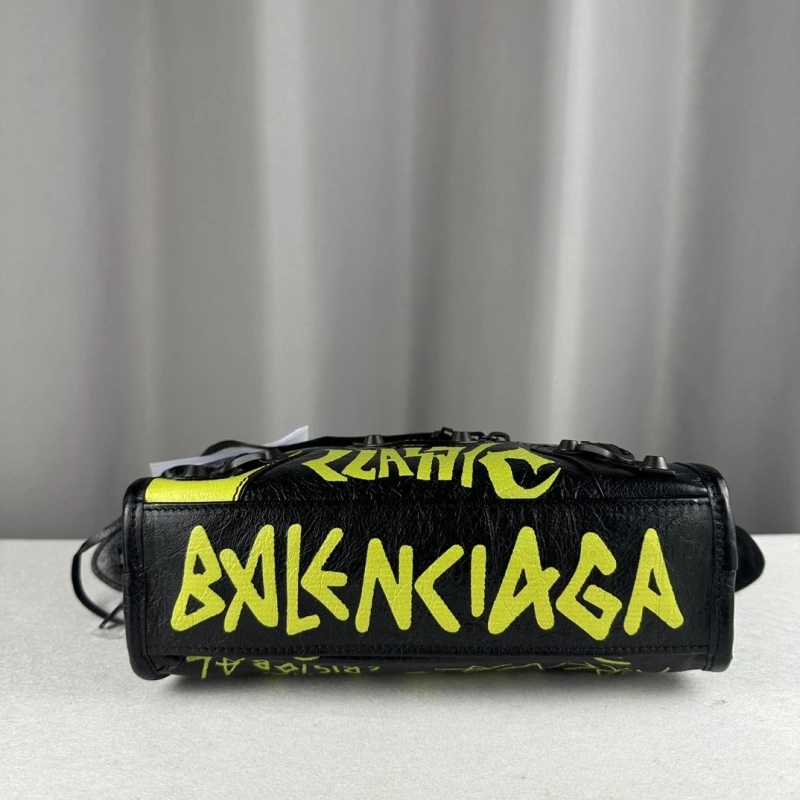 Resilient Bxlxnciaga Top Handle Bags 83840