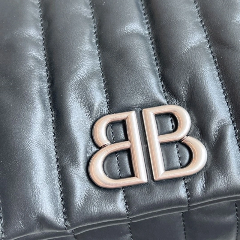 Bxlxnciaga Top Handle Bags ModernLook 83837