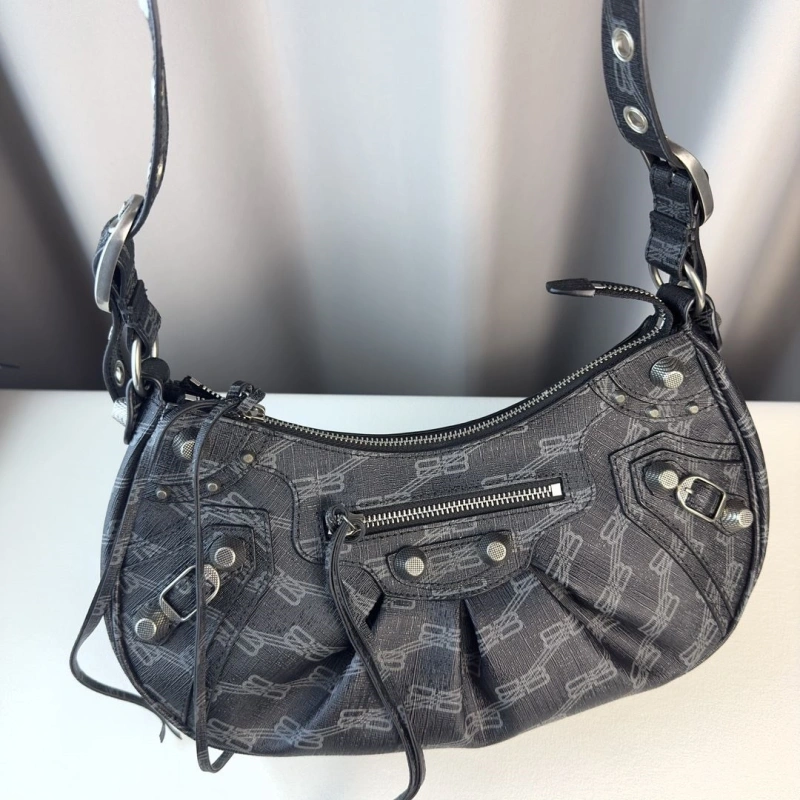 Bxlxnciaga  City Bags Trendsetting 84460