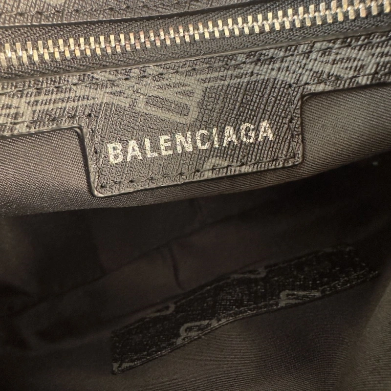 Bxlxnciaga  City Bags Trendsetting 84460