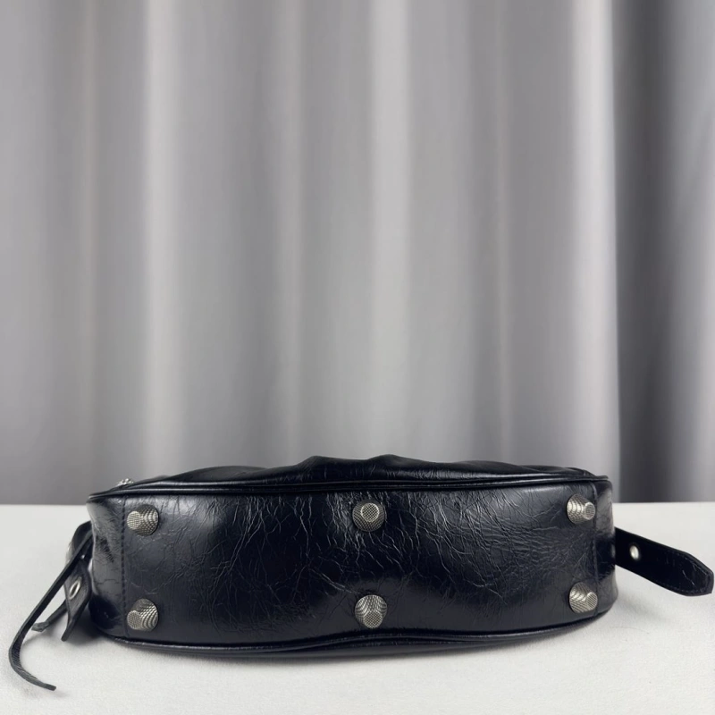 ModernLook Bxlxnciaga  City Bags 84499